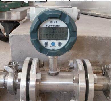 液體渦輪流量表現場安裝使用圖