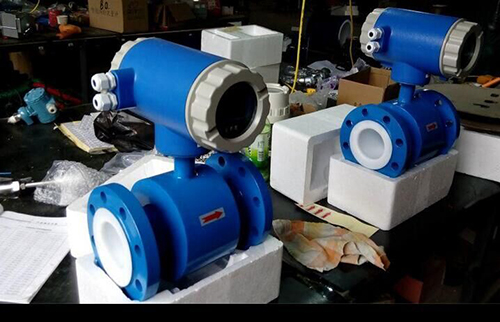 dn32電磁流量計產品圖